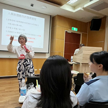 115年馬偕醫專為龍祥義診投入志工培訓服務住民